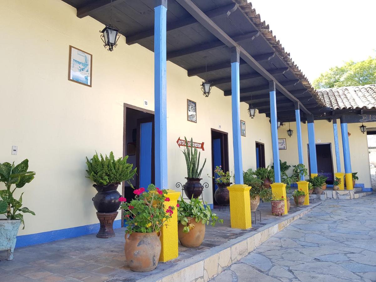 Hotel Lirice Colonial Comitan de Dominguez Buitenkant foto